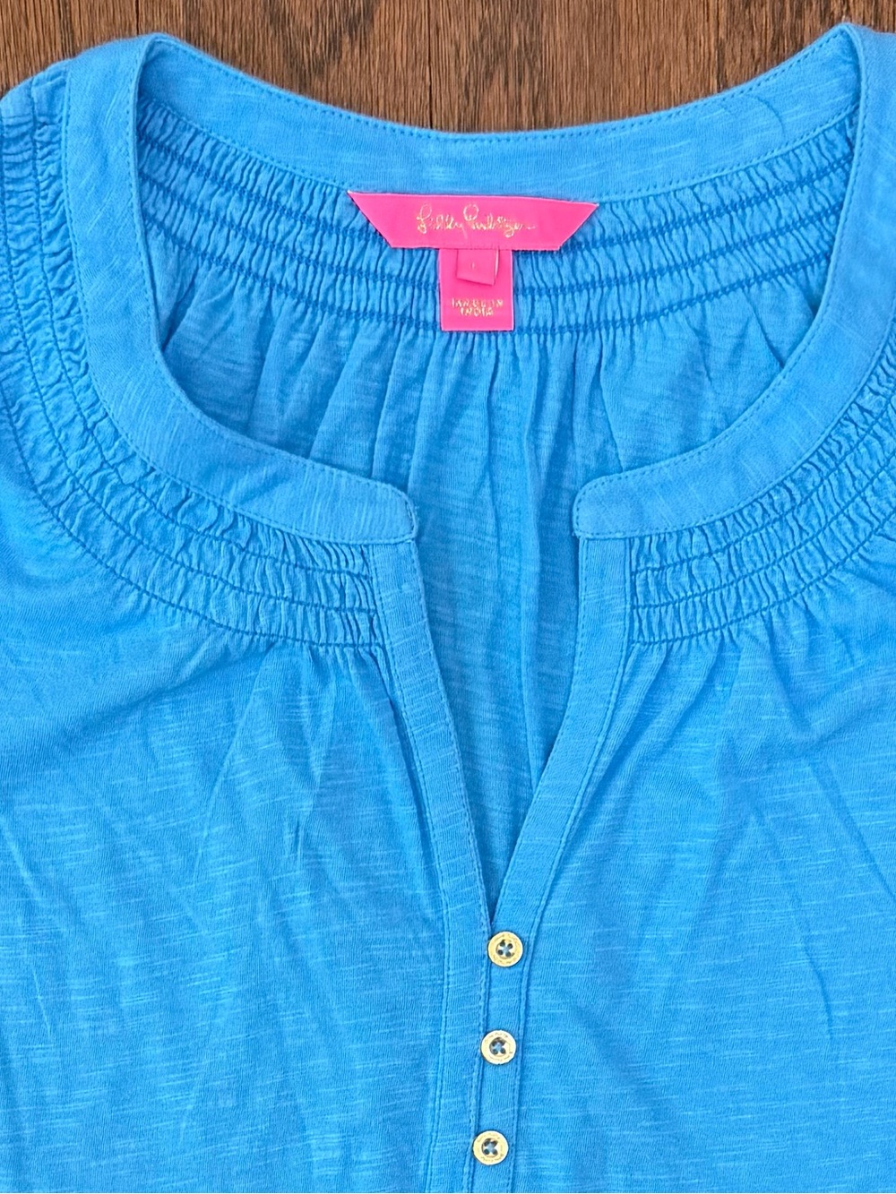 Lilly Pulitzer Bright Blue Sleeveless Essie Tank Top Smocked Henley Size Large - Picture 5 of 9